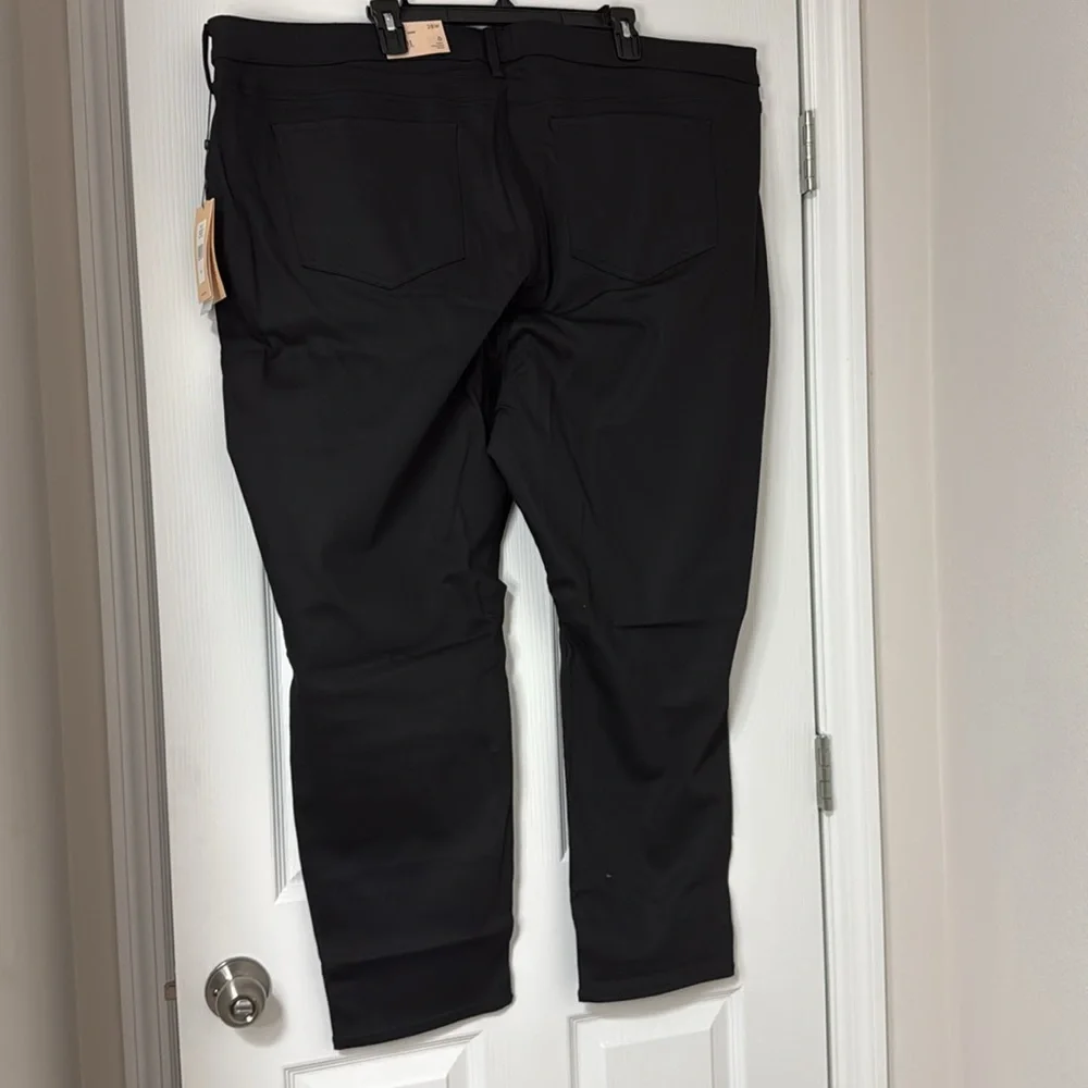 NWT NYDJ Ami Skinny Jeans Plus Size in Black - Picture 8 of 8